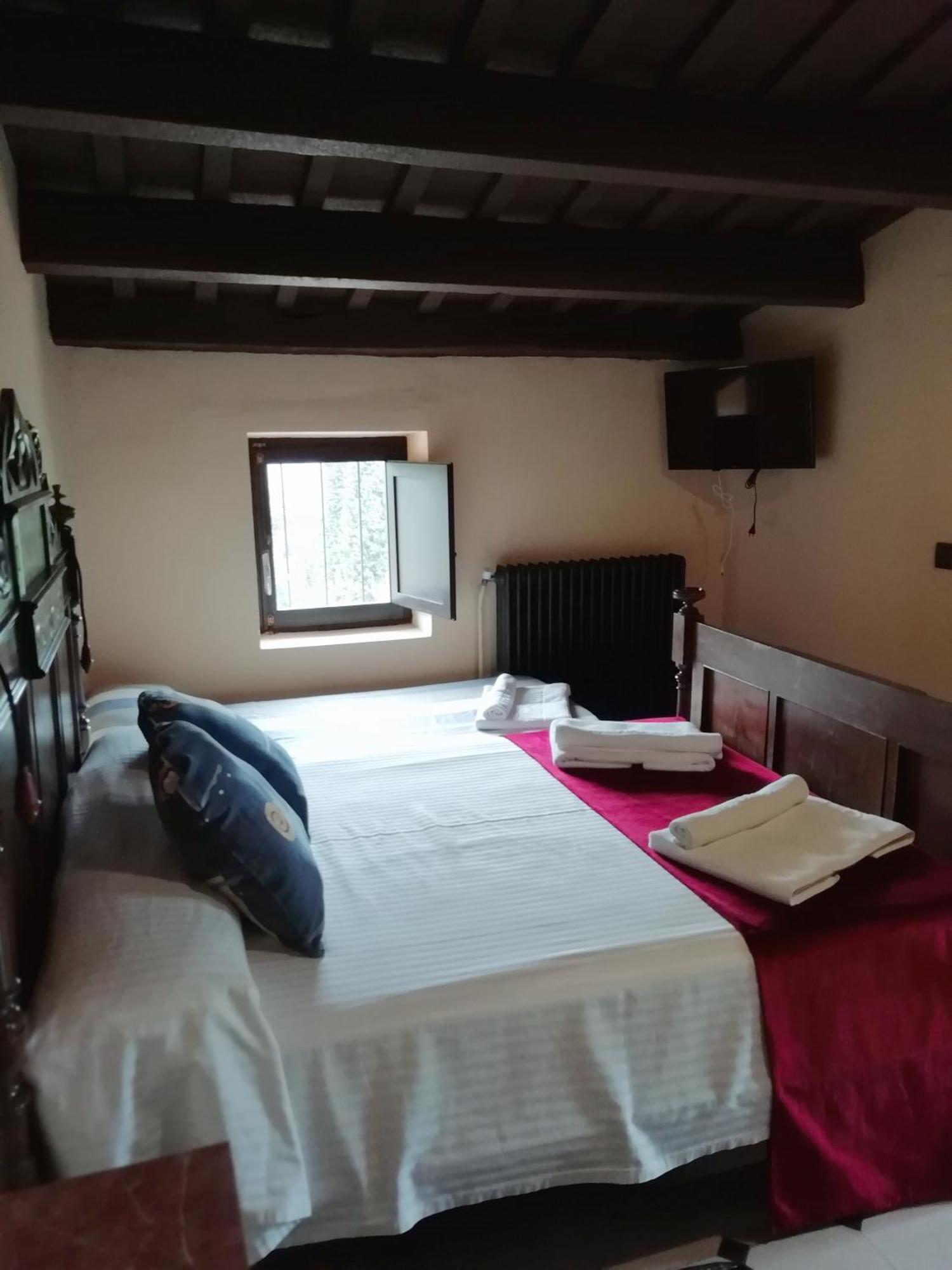 Hostal Rural Mas Blanc San Martín de Centellas 외부 사진