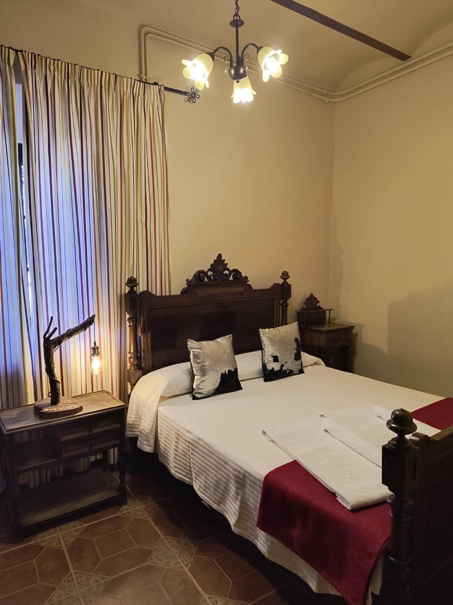 Hostal Rural Mas Blanc San Martín de Centellas 외부 사진